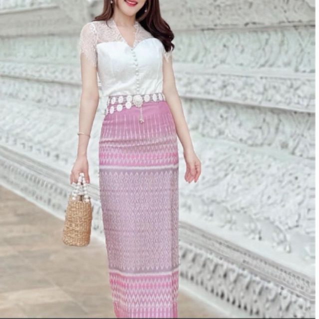 ผ้าถุงสำเร็จลายแพรวากาฬสินธุ์ ซิปหลัง ตะขอหลัง ใส่สบาย ตรงปก 100% มุมมองที่ 4