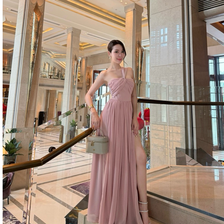Tiana Maxi Dress ชุดเพื่อนเจ้าสาว ดูแพงผอมสูง เรียบหรูซอฟต์กลาม✨