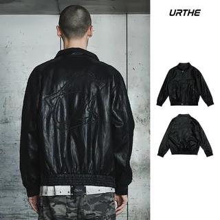 URTHE - เสื้อแจ็คเก็ต หนังเทียม Oversize รุ่น FAUX LEATHER JACKET WITH LOGO - Col. OZDE UNTITLED