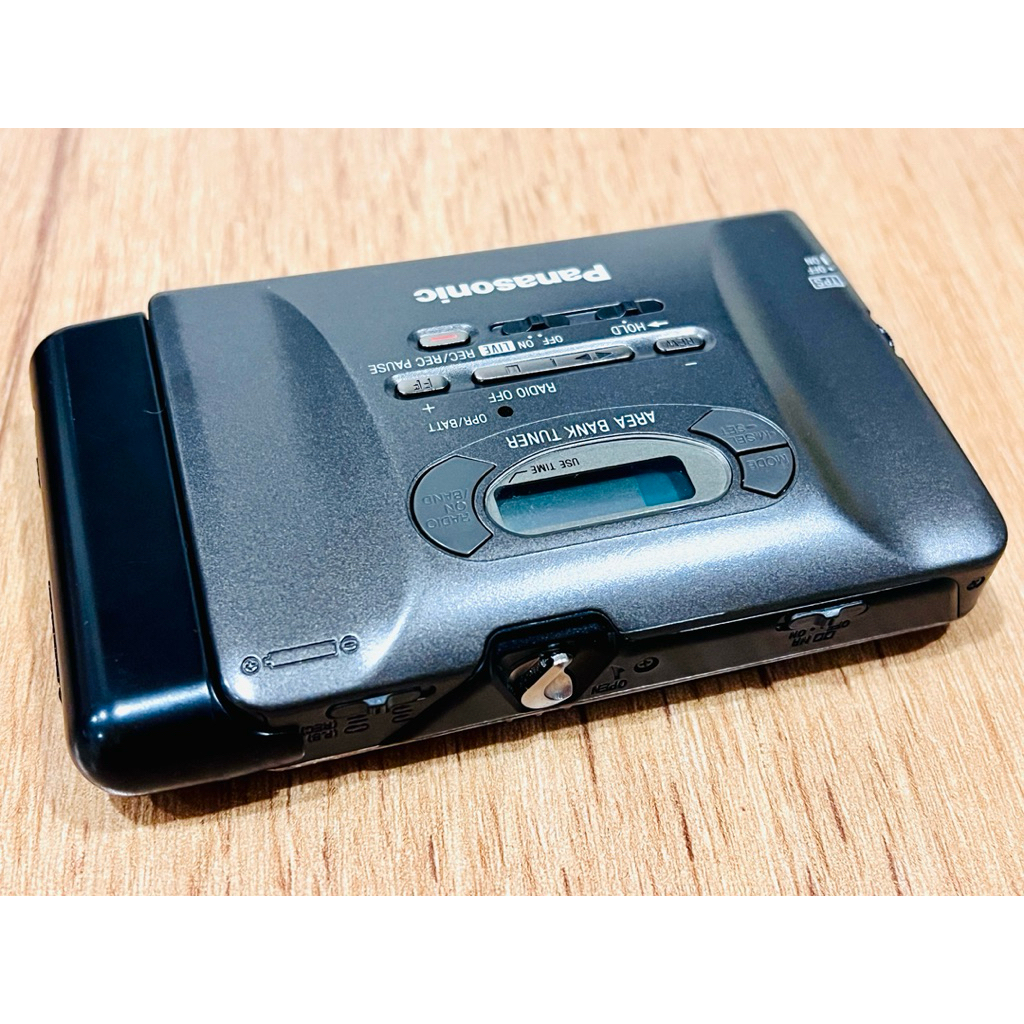 เครื่องเล่นเทปพกพา Panasonic RQ-S90F STEREO CASSETTE PLAYER รุ่น