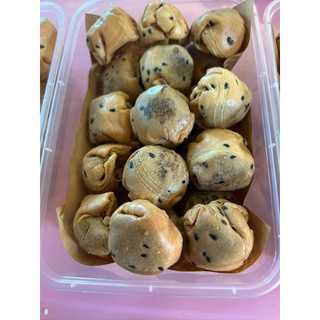 ขนมทองก้อนสอดไส้ หวานน้อย ใช้น้ำตาลมะพร้าว 1กล่อง24 ชิ้น ของฝากที่น่าประทับใจ