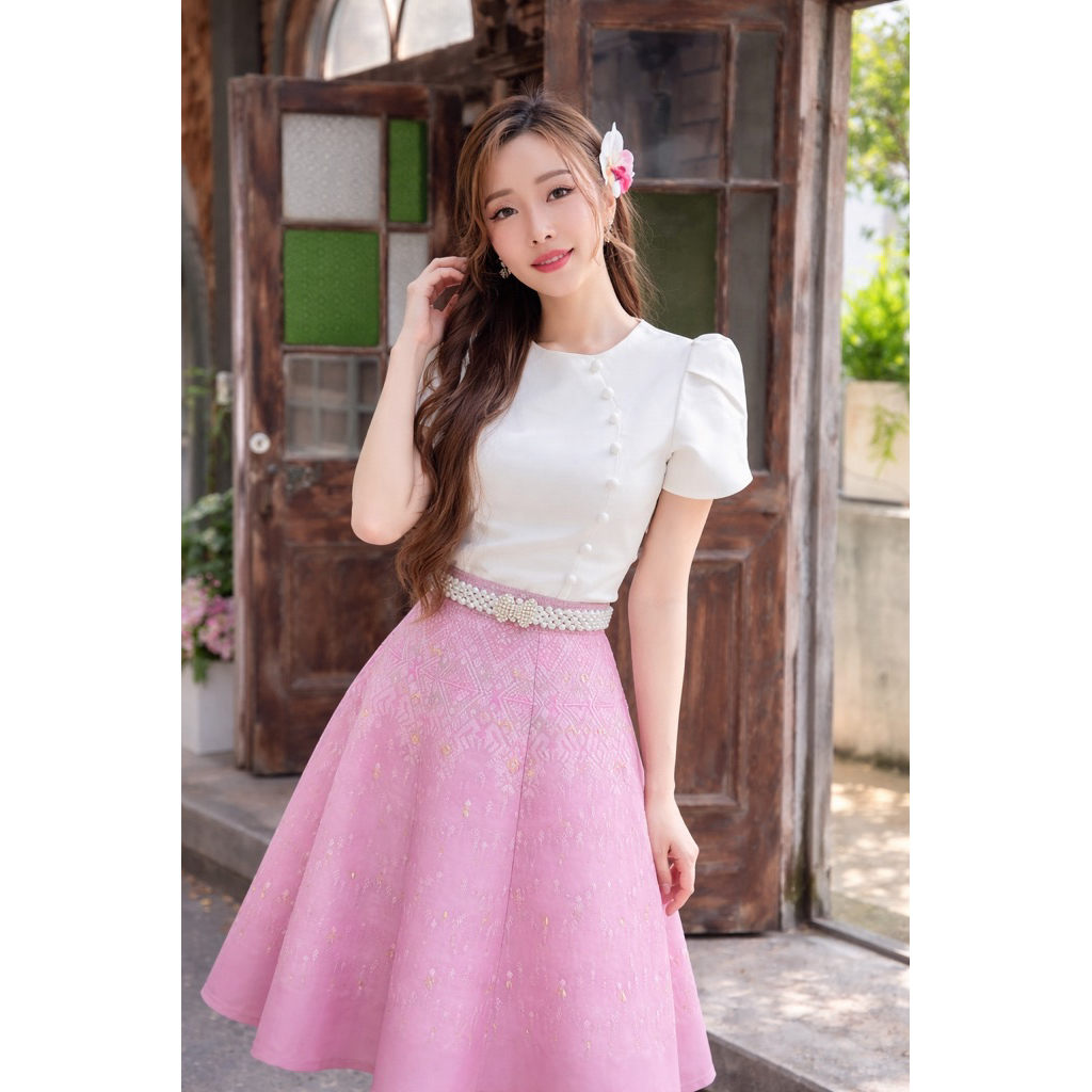 ชุดงานบุญงานบวชแฟนนาค Sira Siri ผ้าไหมอิตาลีรุ่นพี่ลิซ่า ทรงกลีบบัว ใส่แล้วสวยหรู มุมมองที่ 5