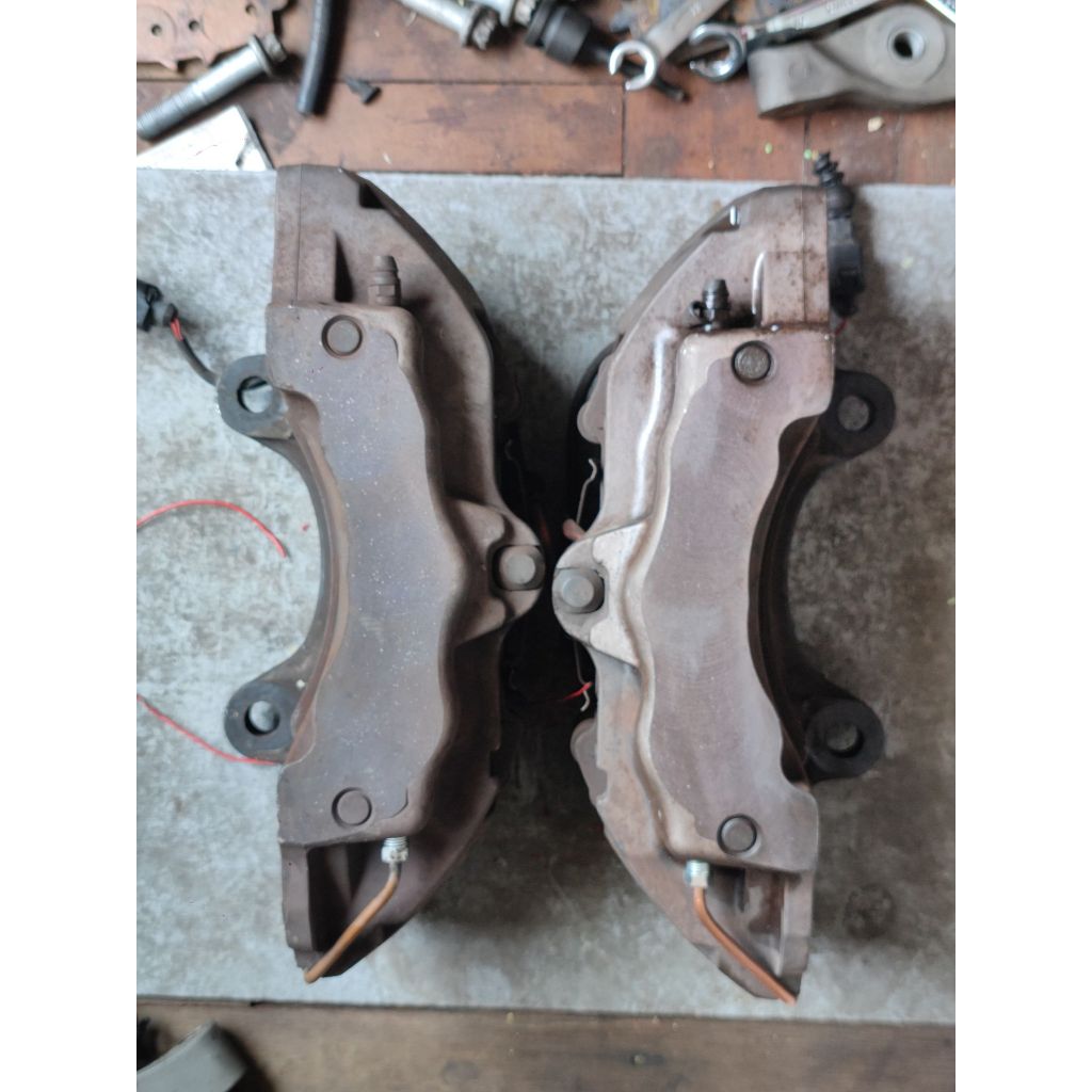 Brembo 18Z 6POT ปั๊มเบรค คู่หน้า แท้ #2 | Shopee Thailand