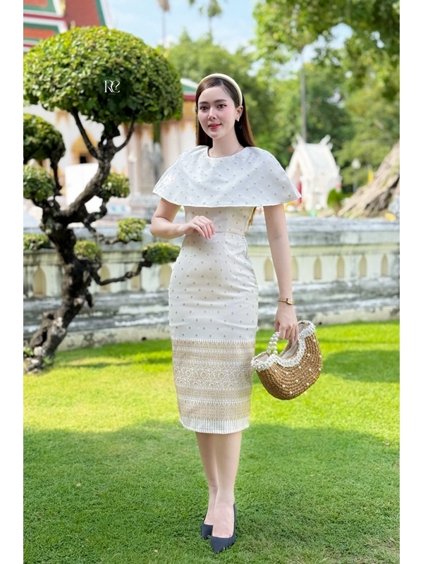 เดรสผ้าไทยลายแพรววา ทรงสอบ ผ่าหลัง สีขาวงาช้าง ฟ้า เหลือง ราคา 729 บ. แถมพิน มุมมองที่ 4