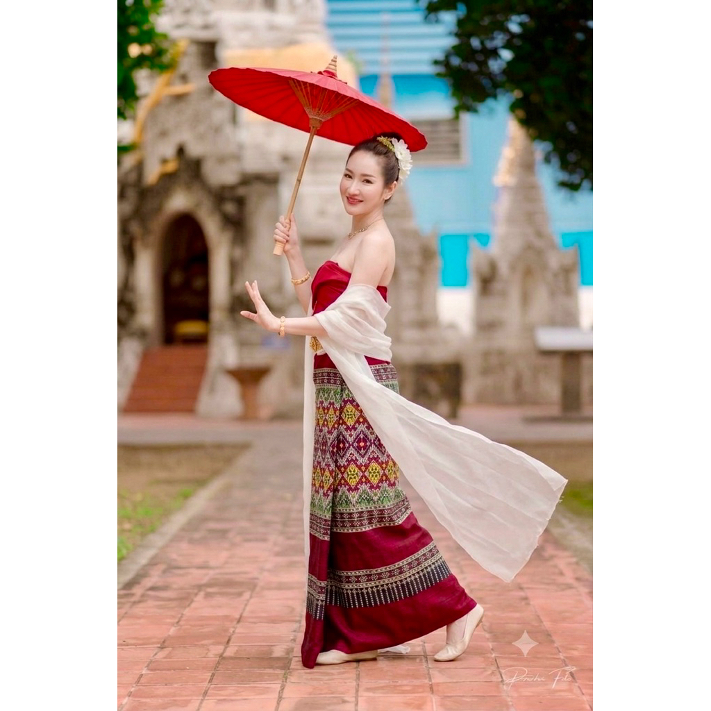 ซิ่นจกเชียงใหม่ นพบุรีศรีนครพิงค์ ผ้าทอมือหมักโคลน เนื้อนิ่ม สวยคลาสสิค
