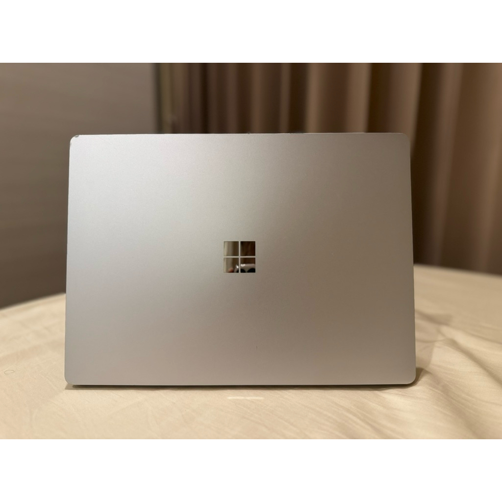 Microsoft Surface Laptop 4 13,5" Touchscreen I7 16GB RAM 512GB SSD Windows 11 Pro (Ricondizionato Grado A)