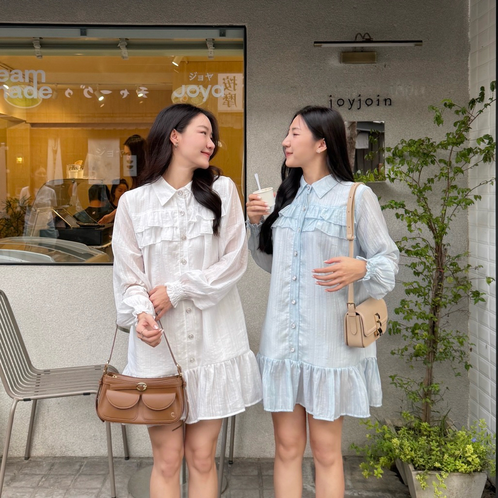 Cronie - Abbey dress เดรสสั้นแขนยาว ชายระบาย กระดุมหน้าใช้งานได้จริงทุก ...