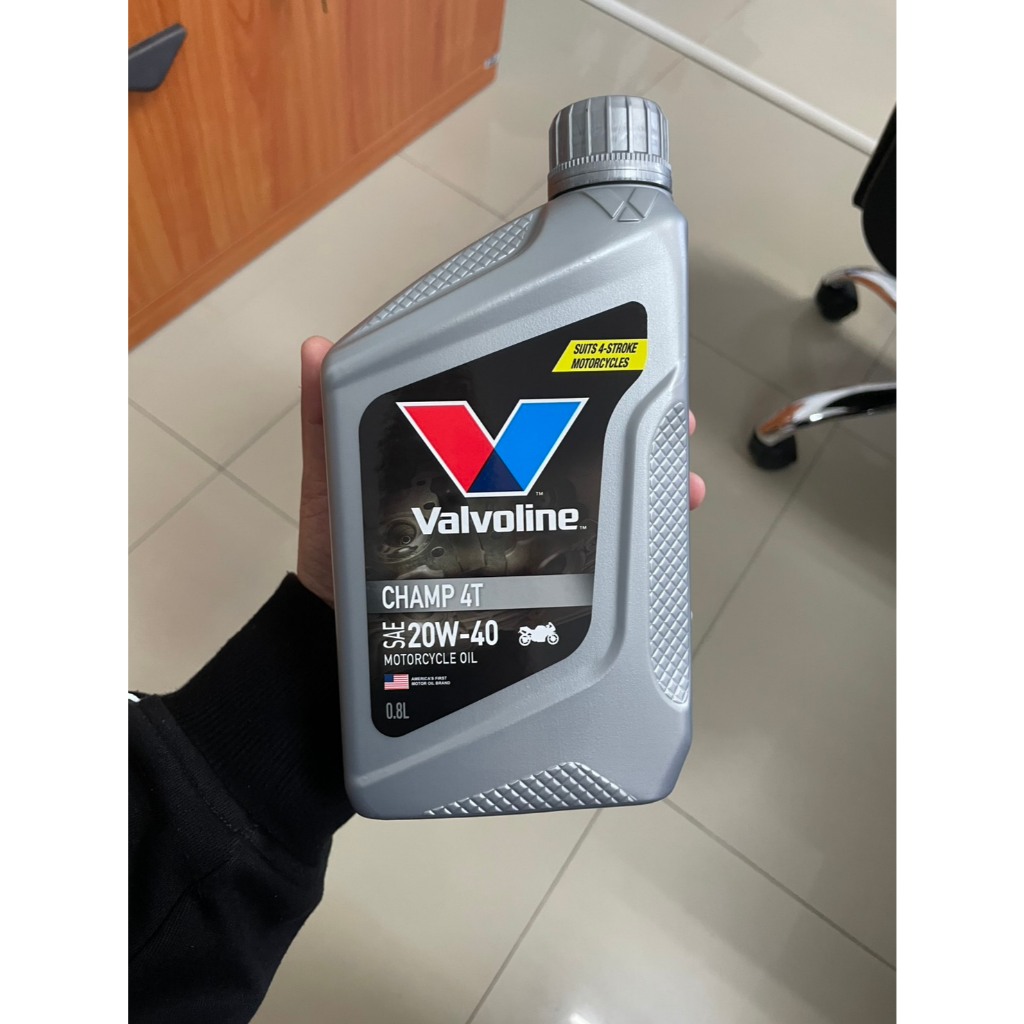 ของแท้100% น้ำมันเครื่อง Valvoline Champ 4T 20W-40 ขนาด 0.8ลิตร สำหรับรถจักรยานยนต์ [VAL GRAY]