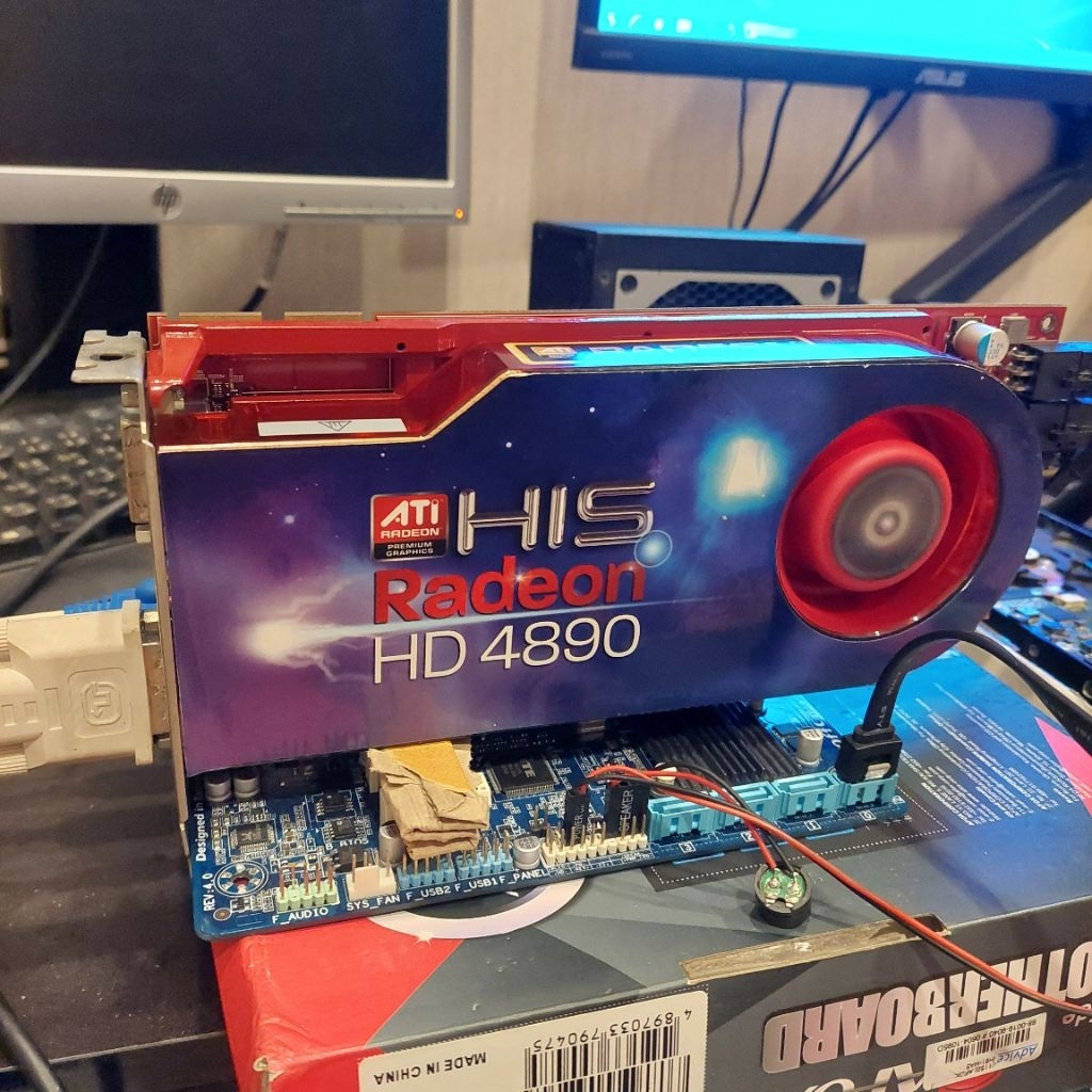 การ์ดจอ HIS ATI Radeon HD4890 1GB GDDR5 256bit เหมาะสะสม หรือประกอบคอม ...