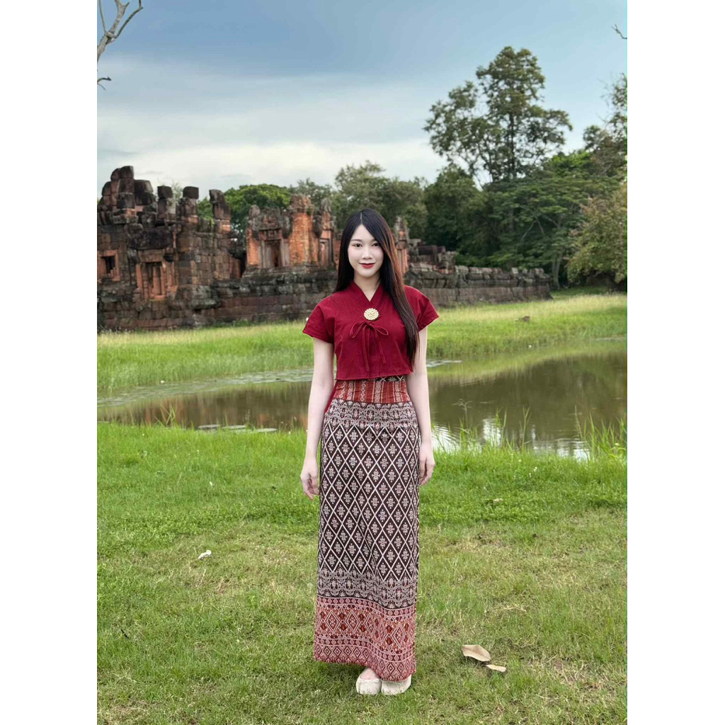 TANTANOD TL19 ชุดเซตผ้าไทย กระโปรงทรงแคบผ่าหลัง เสื้อล้านนาผ้าฝ้ายพิมพ์ลาย ใส่สวยเพรียว มุมมองที่ 5