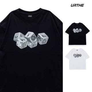 URTHE - เสื้อยืด สกรีนลาย รุ่น DICE TEE