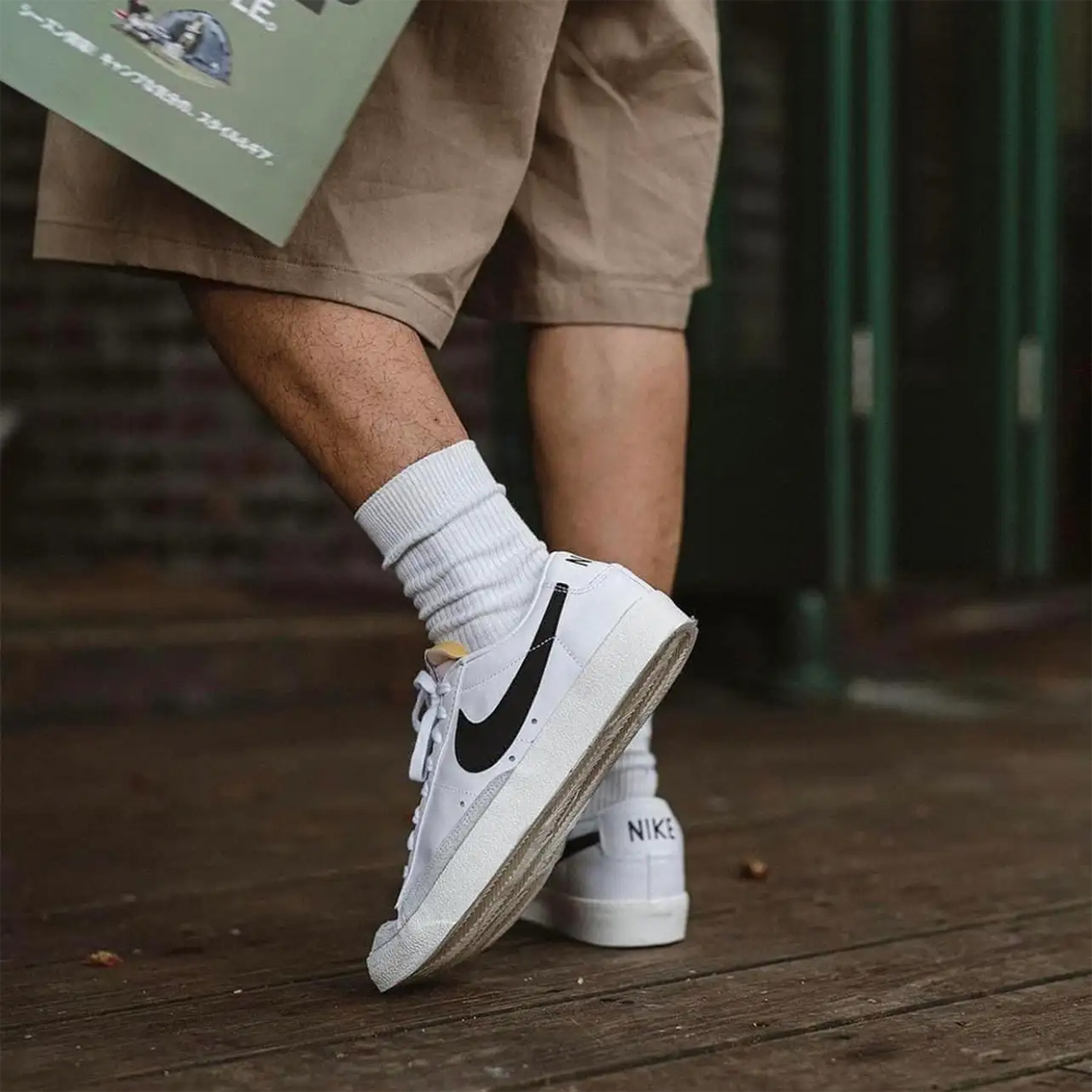 ข้อมูลประกอบของ Nike Collection ไนกี้ รองเท้าผ้าใบ สำหรับผู้ชาย Men Blazer Low 77Vintage DA6364-001 / DA6364-101 / DA6364-115 (3100)