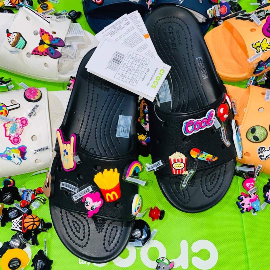 Crocs Collection รองเท้าแตะ CR UX Classic Crocs Slide 206121-1FT ...