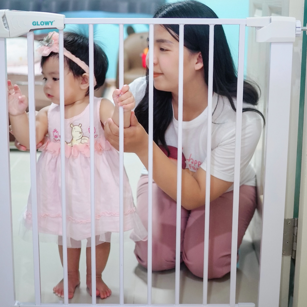 GLOWY ที่กั้นอเนกประสงค์ กั้นบันได กั้นประตู [GLOWY Baby Safety Gate