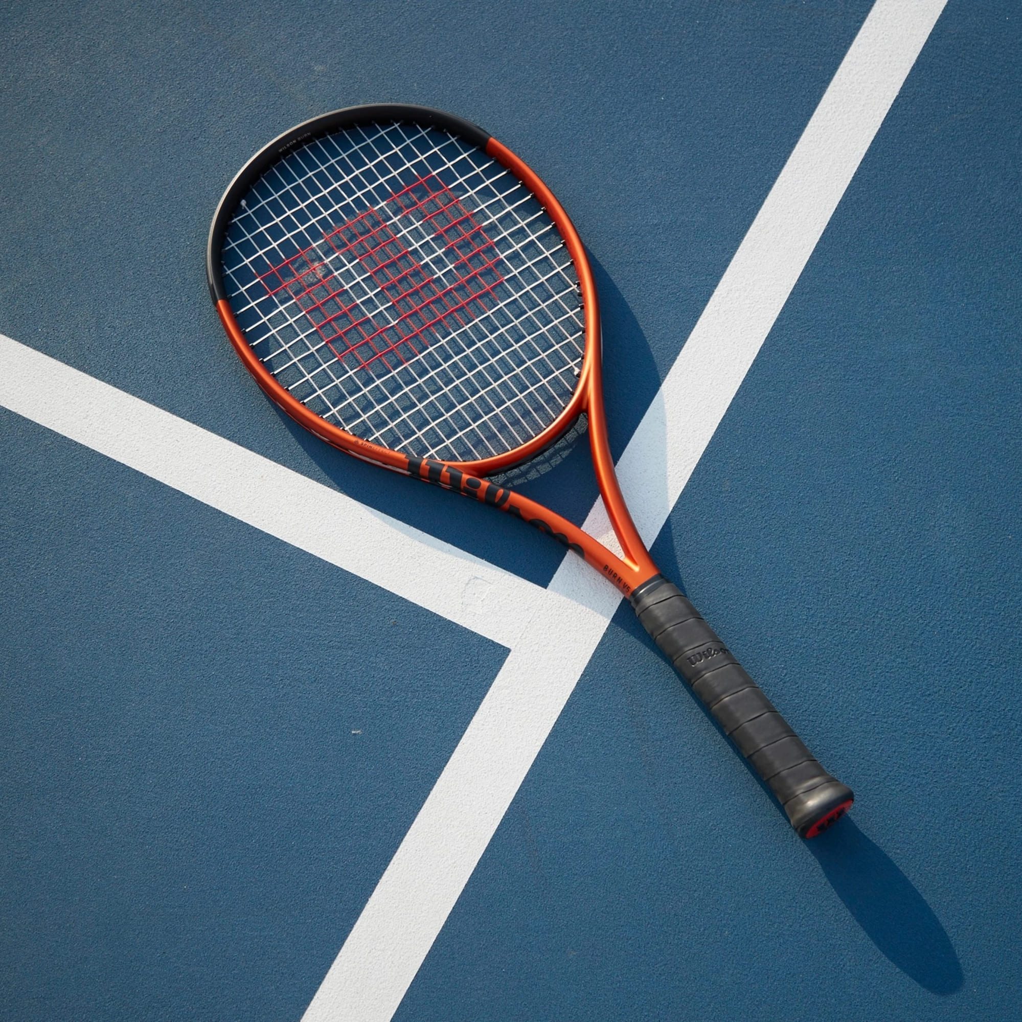 Wilson ไม้เทนนิส Burn 100LS V5 Tennis Racket 4 1/4 | Burnt Orange