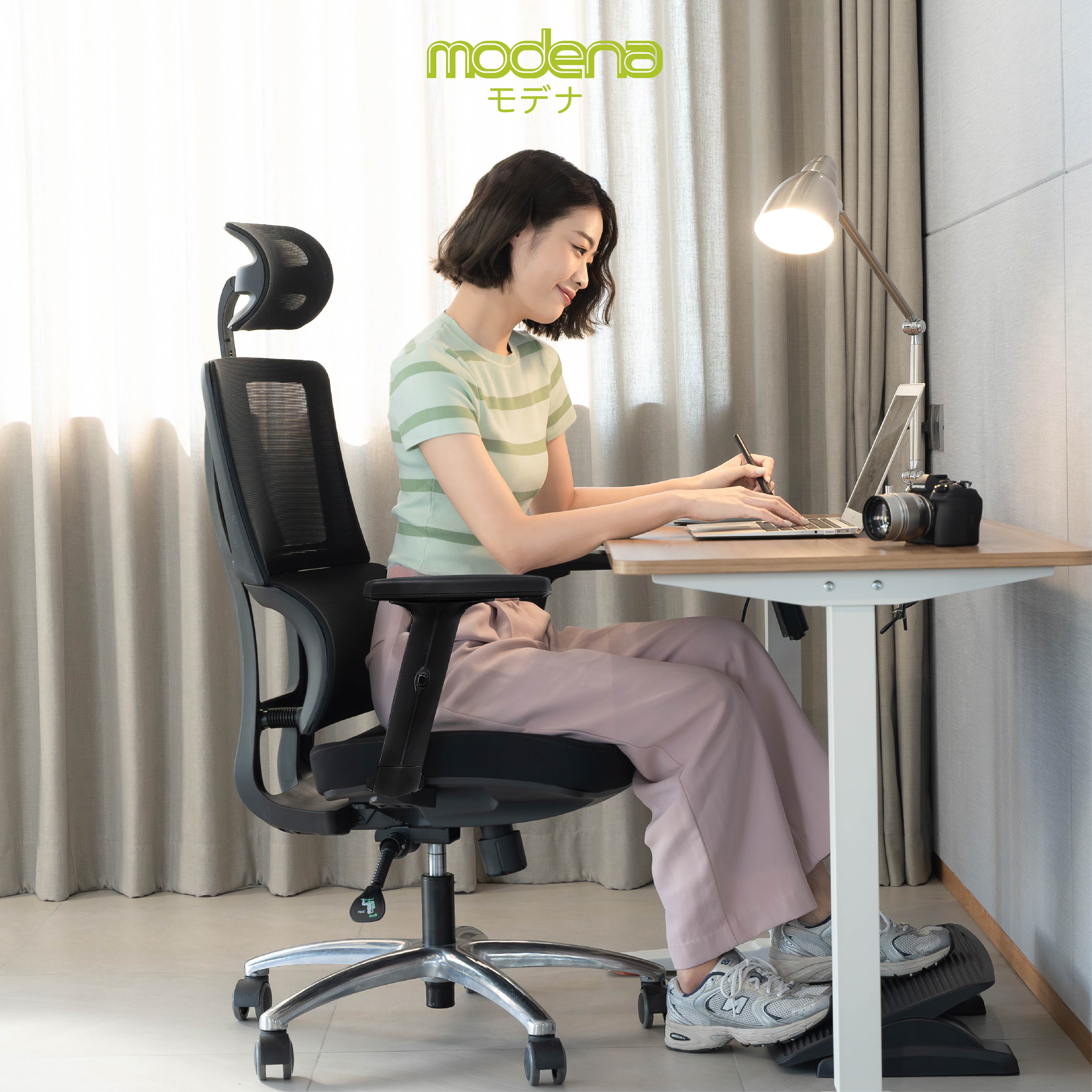 Modena เก้าอี้สุขภาพ รุ่น Kama Plus เก้าอี้สีดำ เก้าอี้ทำงานเพื่อสุขภาพ Ergonomic Chair นุ่มสบาย ตามหลักสรีระศาสตร์ ราคาดีระบายอากาศดีเยี่ยม รองรับน้ำหนัก 120 kg.