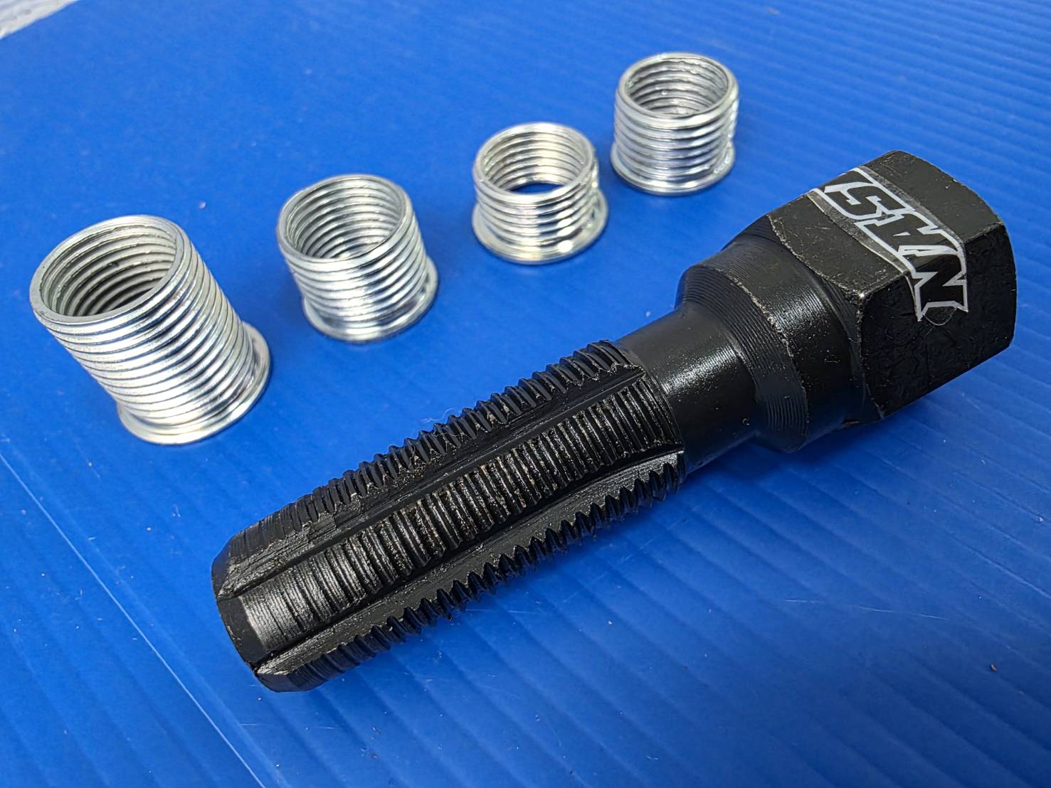 NASHI ชุดเครื่องมือซ่อมเกลียวหัวเทียน 5 ชิ้น 5pc Spark plug rethreader ...