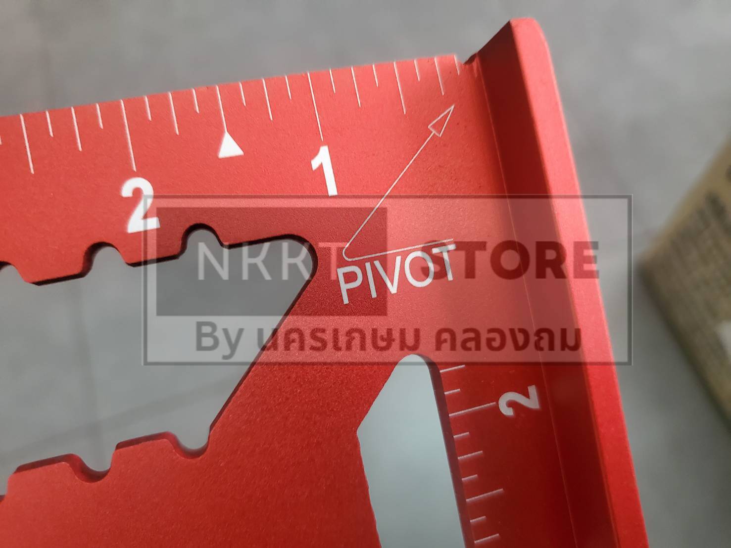 มีตัวเลือก ฉากสามเหลี่ยม ANGLE SQUARE 444 ขนาด 7