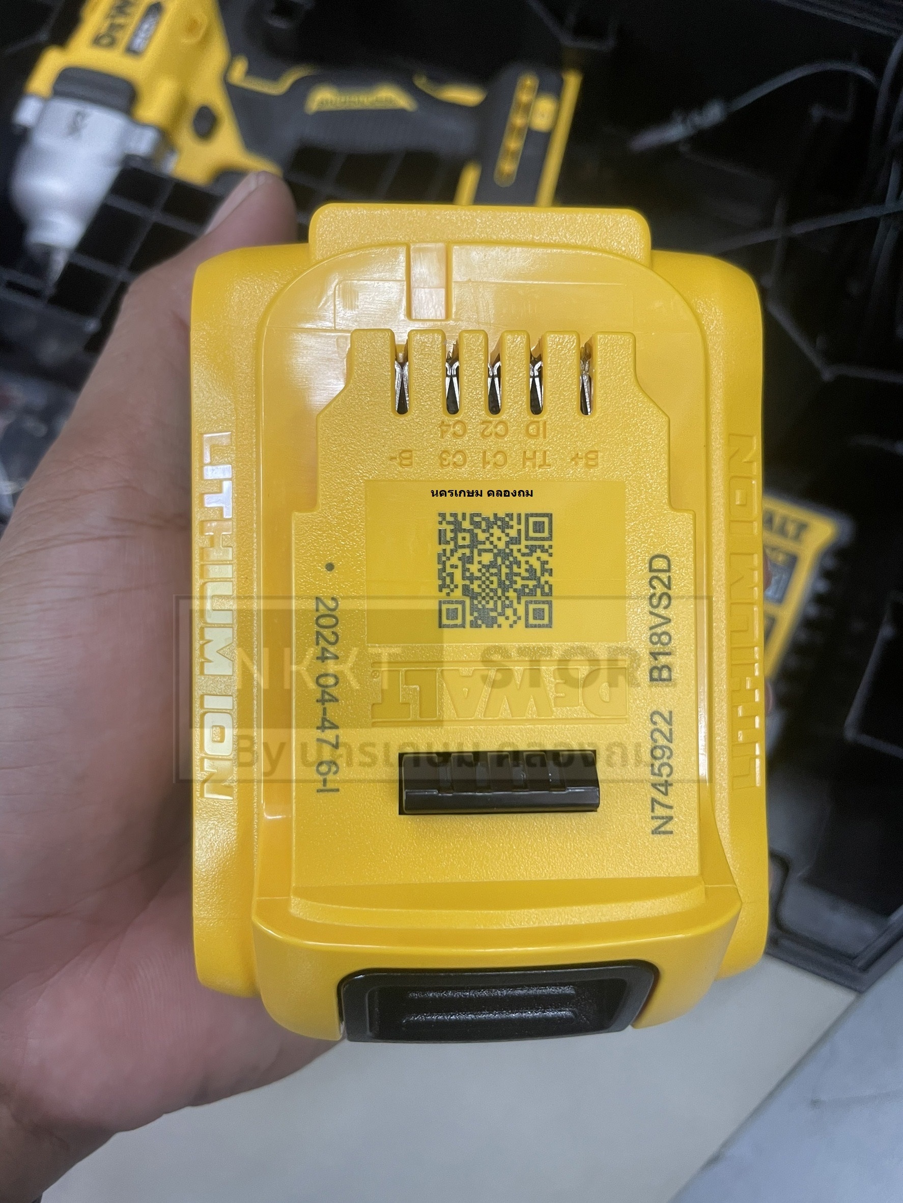 DEWALT DCF891P1T DCF891P1 DCF891 ชุดบล็อกกระแทกไร้สาย บล็อกไร้สาย บล็อก ...