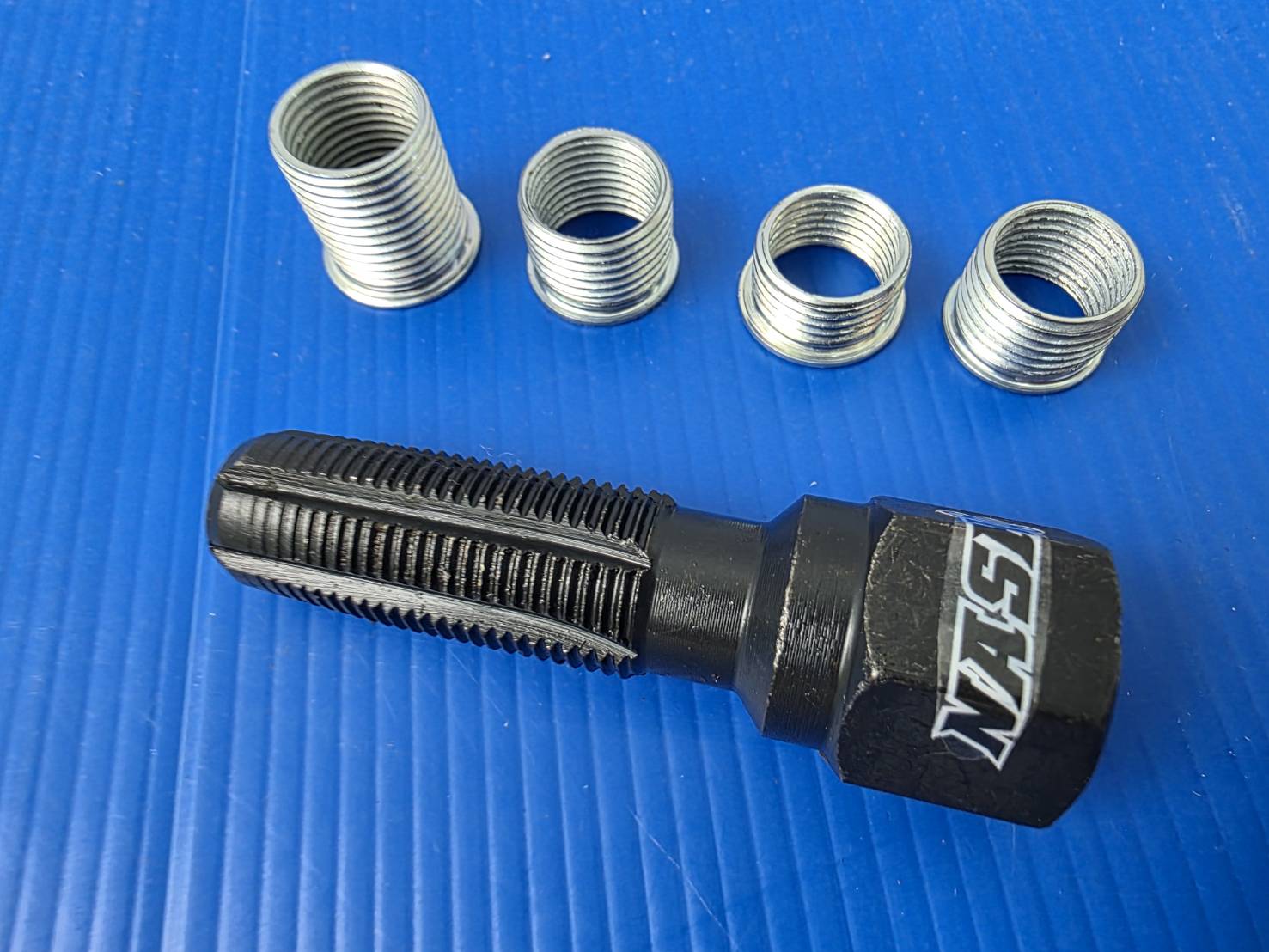 NASHI ชุดเครื่องมือซ่อมเกลียวหัวเทียน 5 ชิ้น 5pc Spark plug rethreader ...