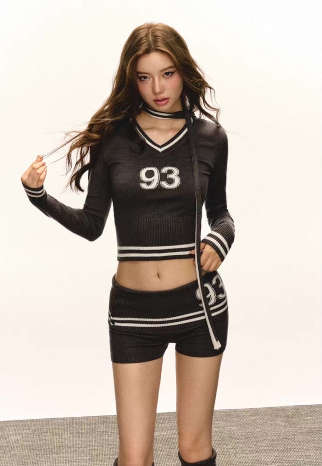 YUKI SET -จากแบรนด์ Ariseism ชุดเวียดนามพร้อมส่ง ไม่ต้องรอพรีออเดอร์ ...