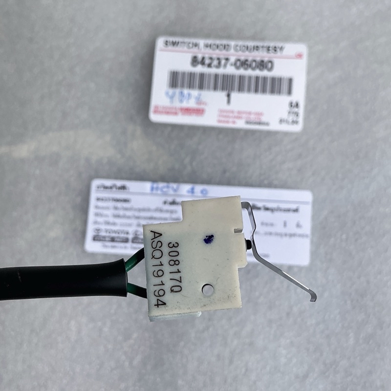 เซ็นเซอร์ สวิทซ์กลอนฝากระโปรงหน้า แท้ศูนย์TOYOTA CAMRY ACV40 /41/ AHV40 ...