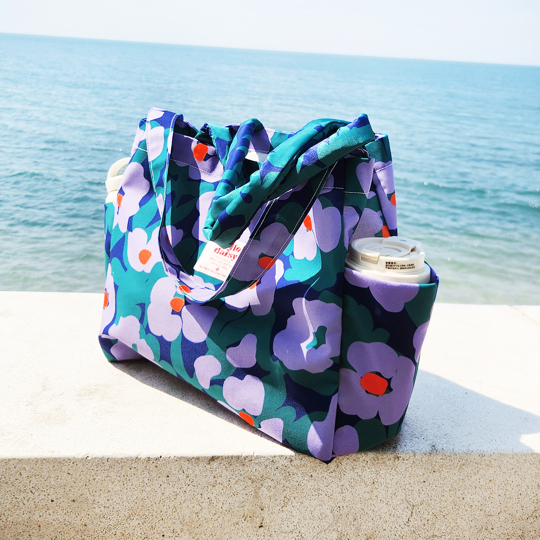 [Pre order ] -Hello Daisy [แบรนด์ไทย] กระเป๋าแคนวาส Weekend bag ช่องใส่ ...