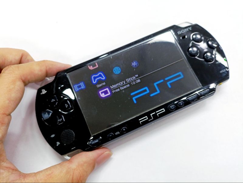 PSP 2000 มือสอง แปลงแล้ว ลงเกมฟรี 20-30 เกม | Shopee Thailand
