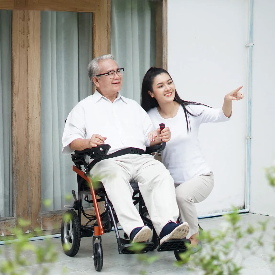 Synergy รุ่น แอร์วีล ลิมิเต็ด วีลแชร์ไฟฟ้า พับได้ น้ำหนักเบา 14 กก พกพาขึ้นเครื่องบิน