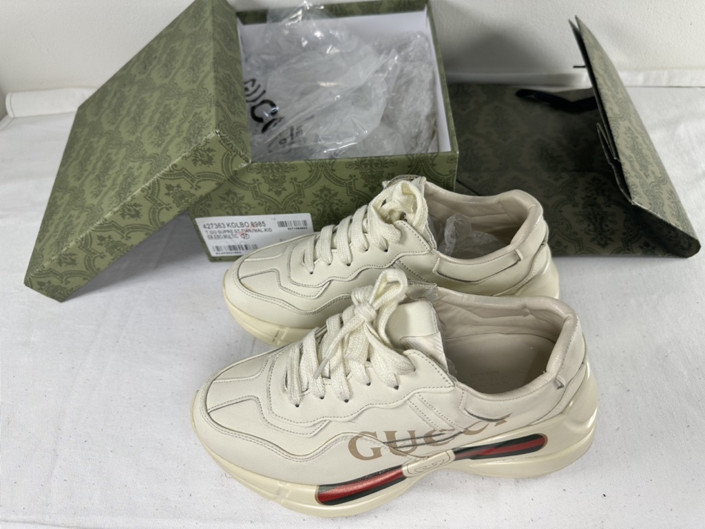 พร้อมส่ง> Gucci Rhyton Collection Gucci รองเท้าผ้าใบแพลตฟอร์ม หนัง ลาย ...