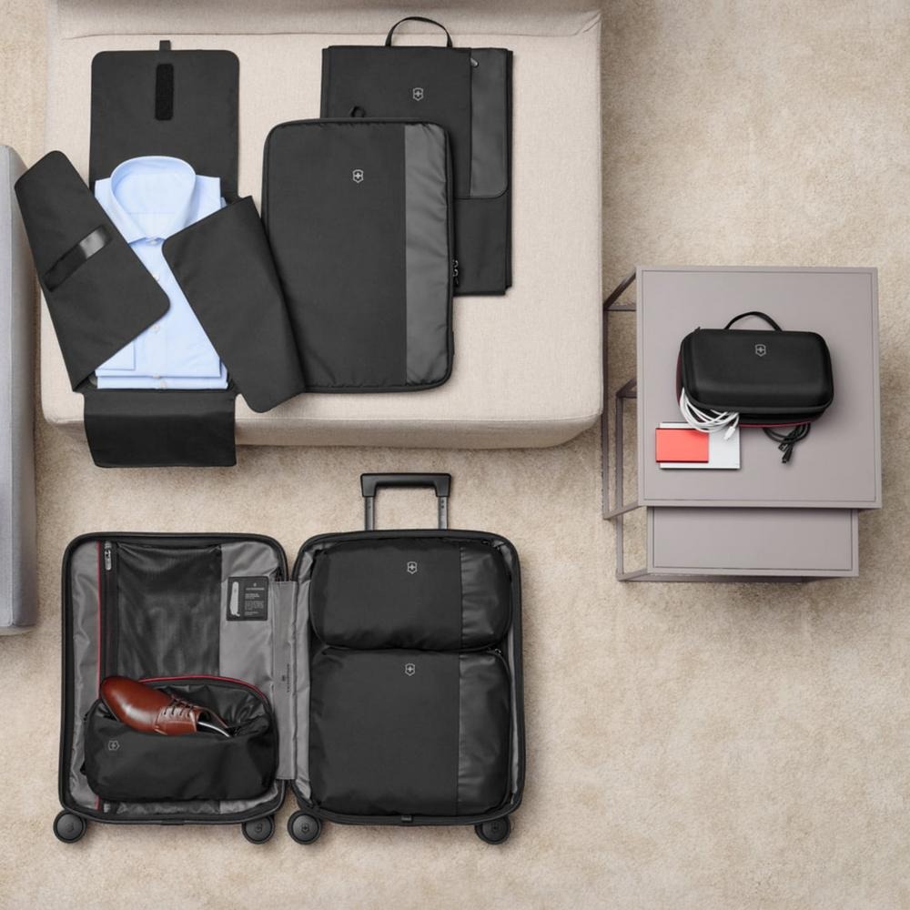 Victorinox TRAVEL ESSENTIALS Tech Pouch (653375) กระเป๋าเก็บอุปกรณ์ ...