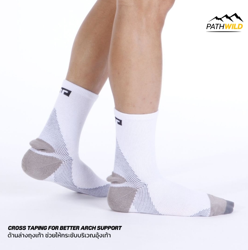 Training LAB TL CREW SOCKS ถุงเท้าแบบข้อยาว กระชับบริเวณอุ้งเท้า รองรับ ...