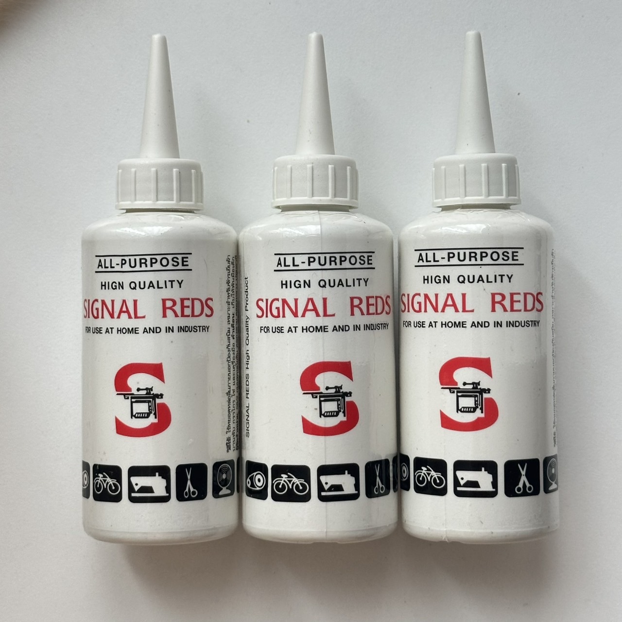 (ราคาต่อ 1ชิ้น)น้ำมันจักร ขนาด 40ml. ตรา SIGNAL REDS น้ำมันหล่อลื่น ...