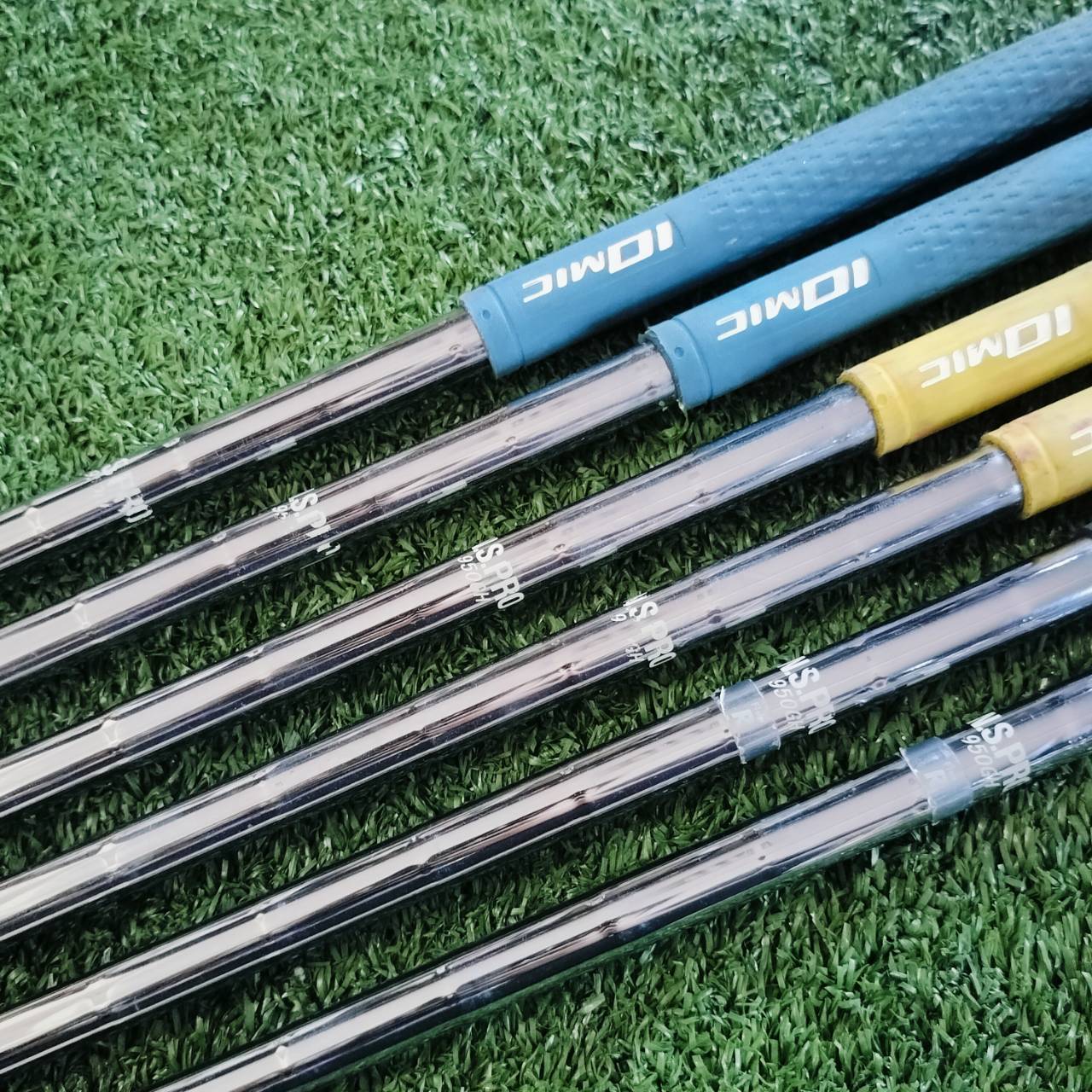 [ผ่อน] ** ขาดเหล็ก 7 และ 9 * ลดพิเศษ** ชุดเหล็ก AKIRA API-01 FN FORGED ...