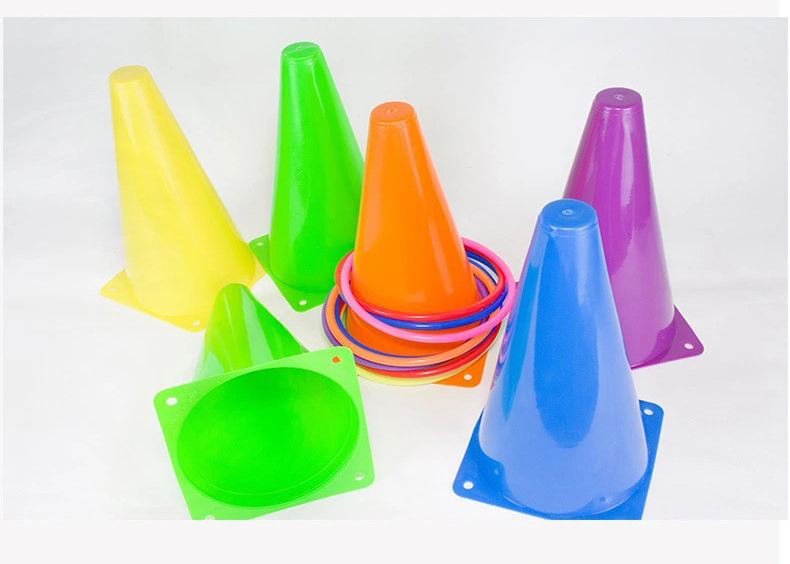 กรวยซ้อมวิ่ง ซ้อมกีฬา 18cm มีหลายสีให้เลือก Sport Training Cones ช่วยใน ...