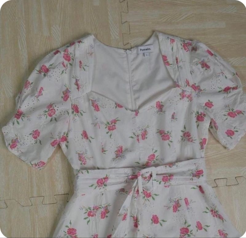 💐🌸pomelo Brand เดรสส่งต่อ ใหม่กริบ💐🌸 | Shopee Thailand