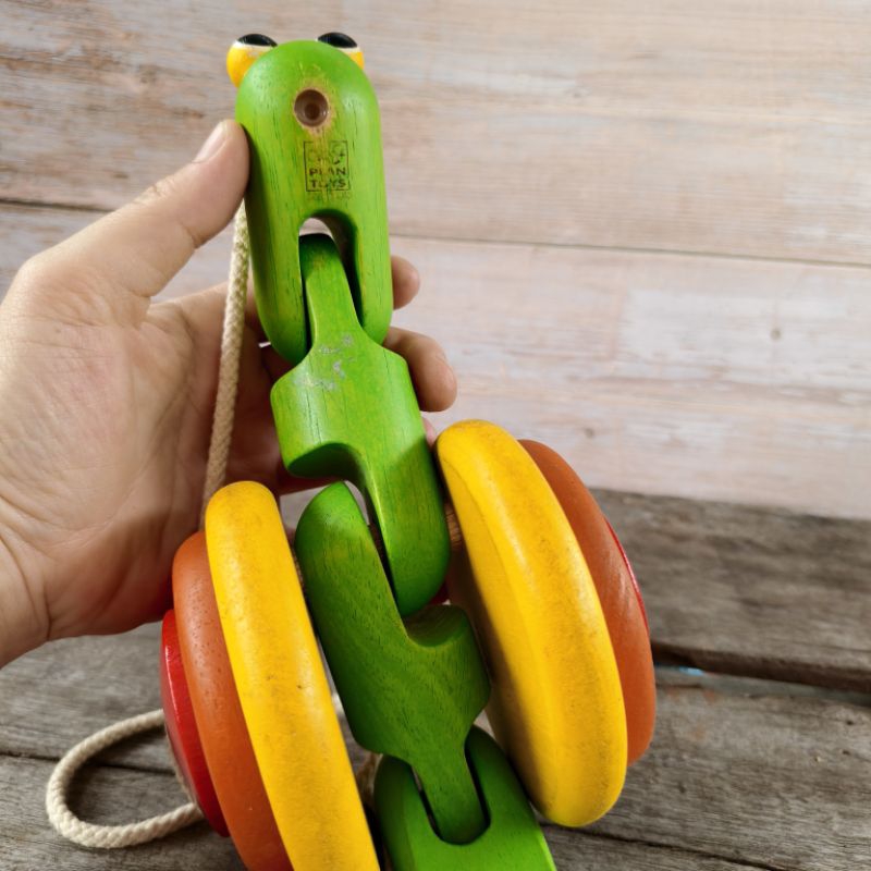 รถไม้ลากจูง แบรนด์ Plantoys มือสอง หลายรุ่น Dancing Alligator /Pull ...