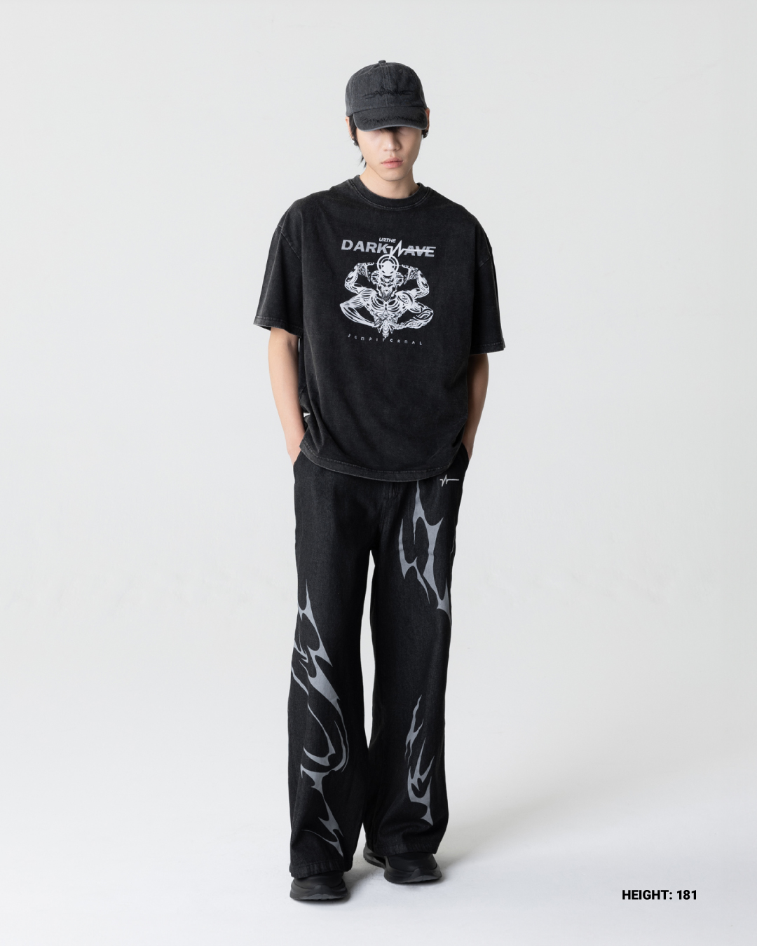 URTHE - กางเกง ขายาว Col. DARKWAVE รุ่น DW TROUSERS สีดำอ่อน สีดำเข้ม