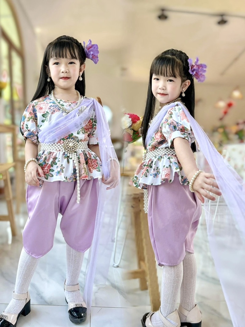 ชุดไทยเด็ก📌ผู้หญิงลายดอกไม้สวย📌ละมุน🌸 พร้อมส่ง | Shopee Thailand