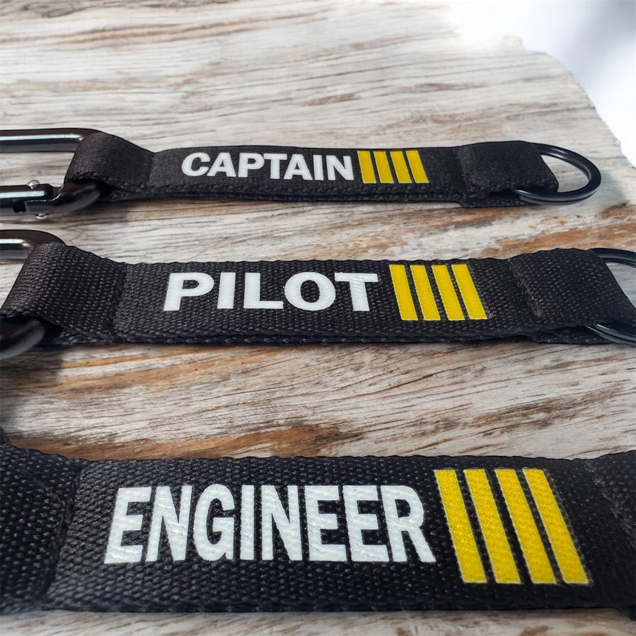 CAPTAIN PILOT ENGINEER Keychains พวงกุญแจโพลีเอสเตอร์ พวงกุญแจที่ระลึก ...