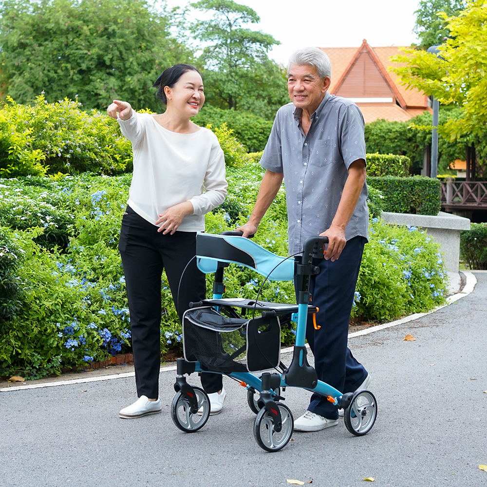 Synergy รุ่น GO Rollator รถเข็นพยุงเดิน รถเข็นหัดเดินผู้สูงอายุ ช่วยในการเดิน นั่งพักได้ พับเก็บง่าย น้ำหนักเบา