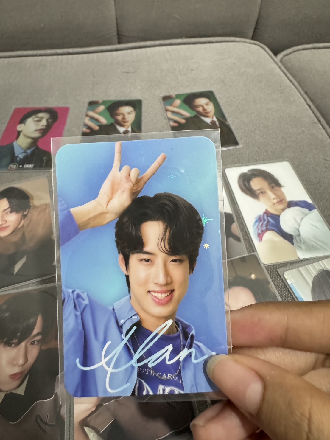 การ์ด BUS 1ST ANNIVERSARY & การ์ดซันซุแรร์ Sunsu X BUS | Shopee Thailand
