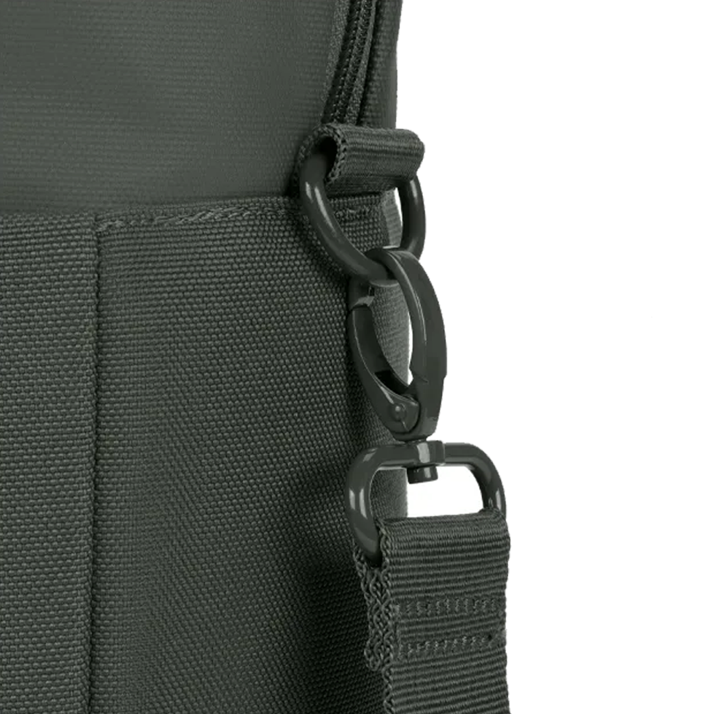 Incase - กระเป๋า รุ่น A.R.C. Tech Tote | Shopee Thailand
