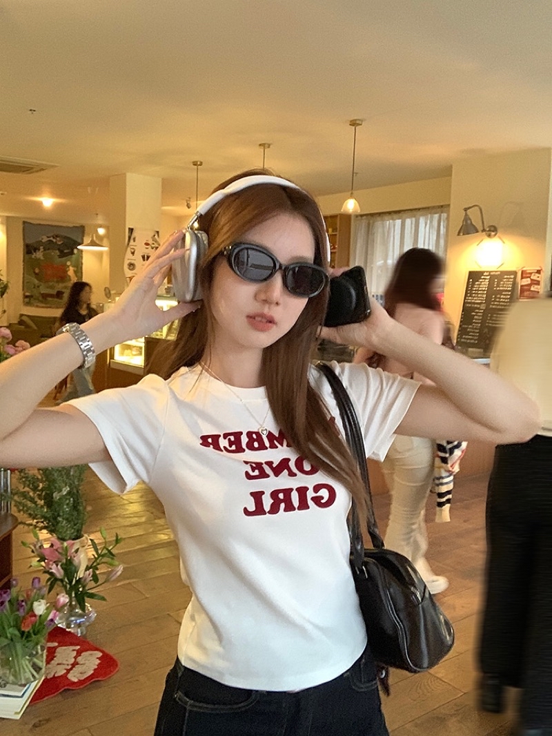 Lisa ️พร้อมส่ง ️เสื้อครอป ลาย NUMBER ONE GIRL เสื้อยืดสีขาวผู้หญิงY2K ...