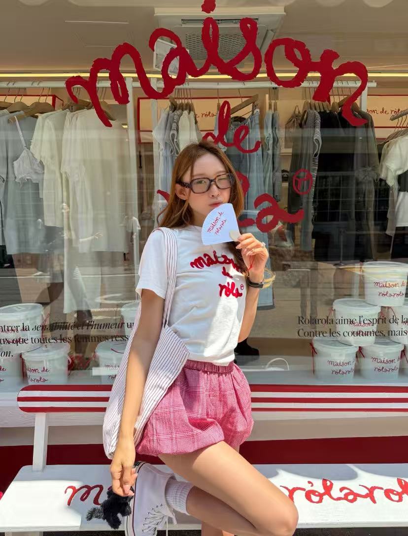 [ของแท้ 100%] ROLAROLA MAISON DE ROLA พิมพ์เสื้อยืดสาวฮอต | Shopee Thailand