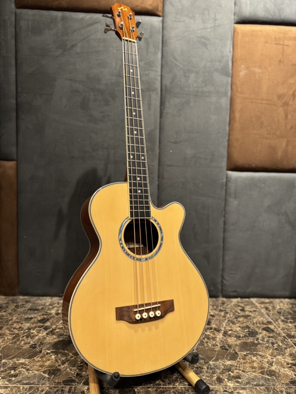 เบสโปร่ง-เบสโปร่งไฟฟ้า Most M-Bass-A ขนาดยาว 42 นิ้ว เบส 4 สาย | Shopee ...