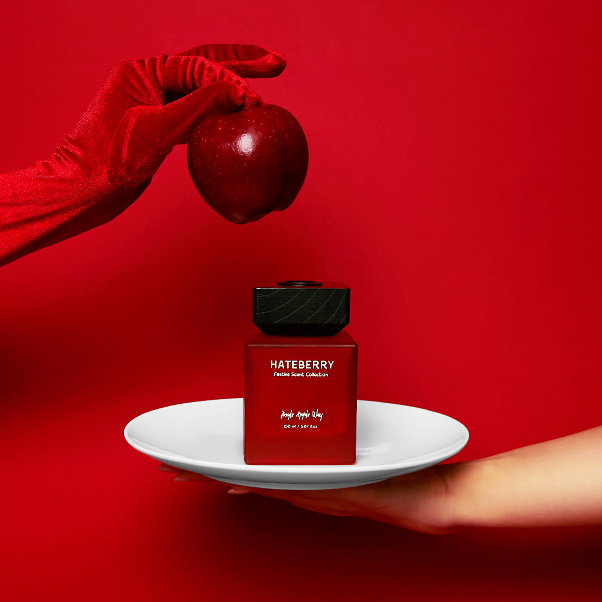 HATEBERRY SCENT ก้านไม้หอมปรับอากาศ กลิ่น Jingle Apple Way ขนาด 150 มล. ...