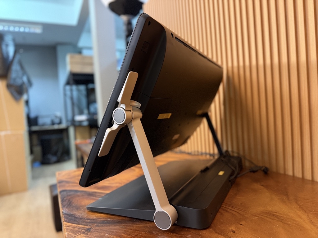 จอ Wacom Cintiq 24HD touch (DTH-2400) มือสอง | Shopee Thailand