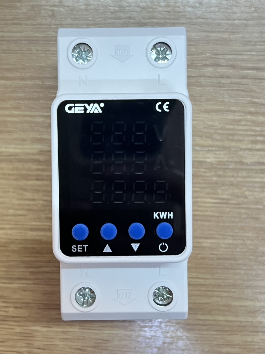 ชิโนทามเมอร์ 80A 220v ตัวป้องกันแรงดันไฟAC ไฟตก ไฟเกิน แสดงค่า Volt ...