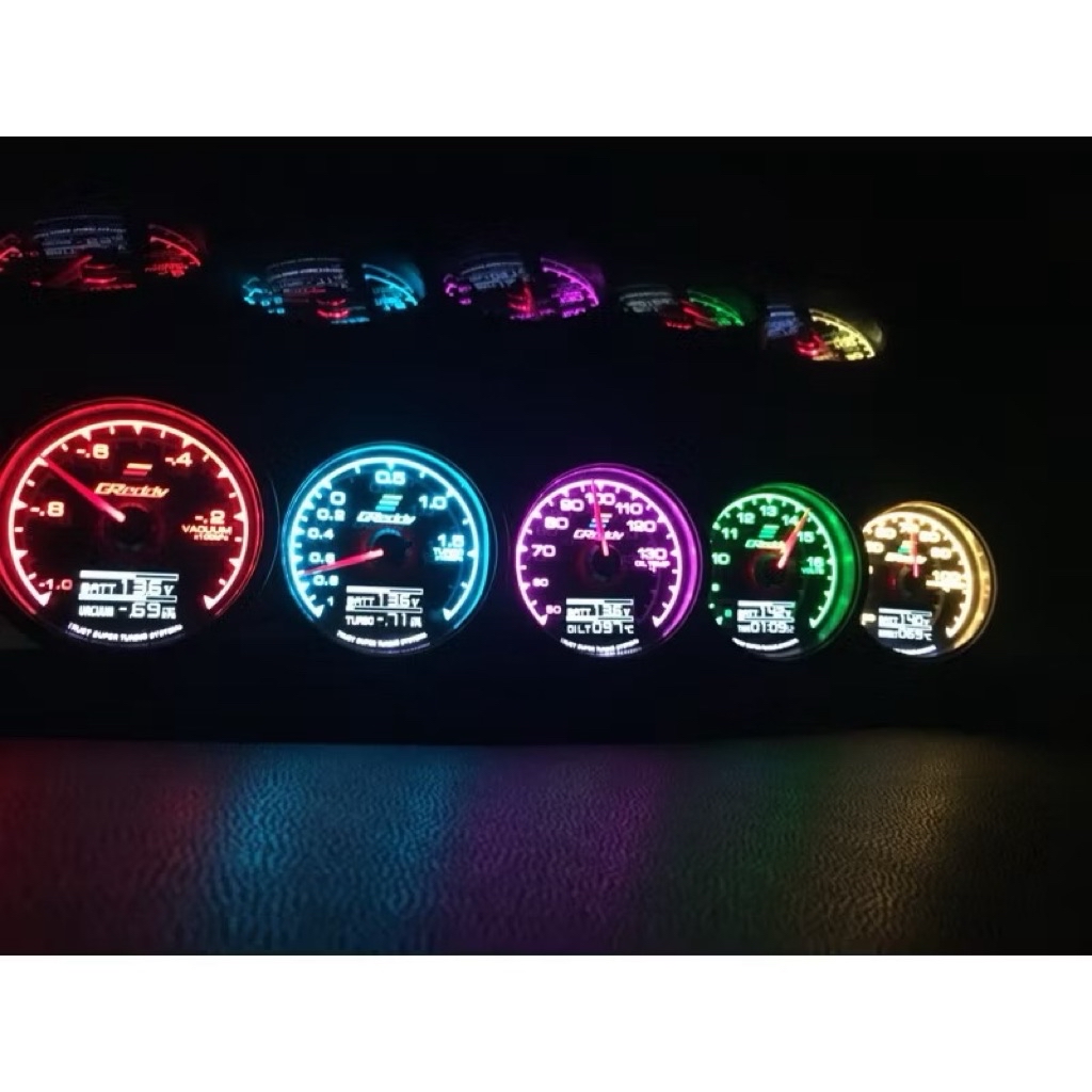 เกจวัด Greddy 2 in 1 สามารถวัด volt ได้ในตัว ตัวหน้าเปลี่ยนสีได้ 34สี ...